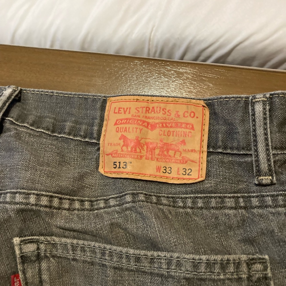 Levi’s 513 Gray